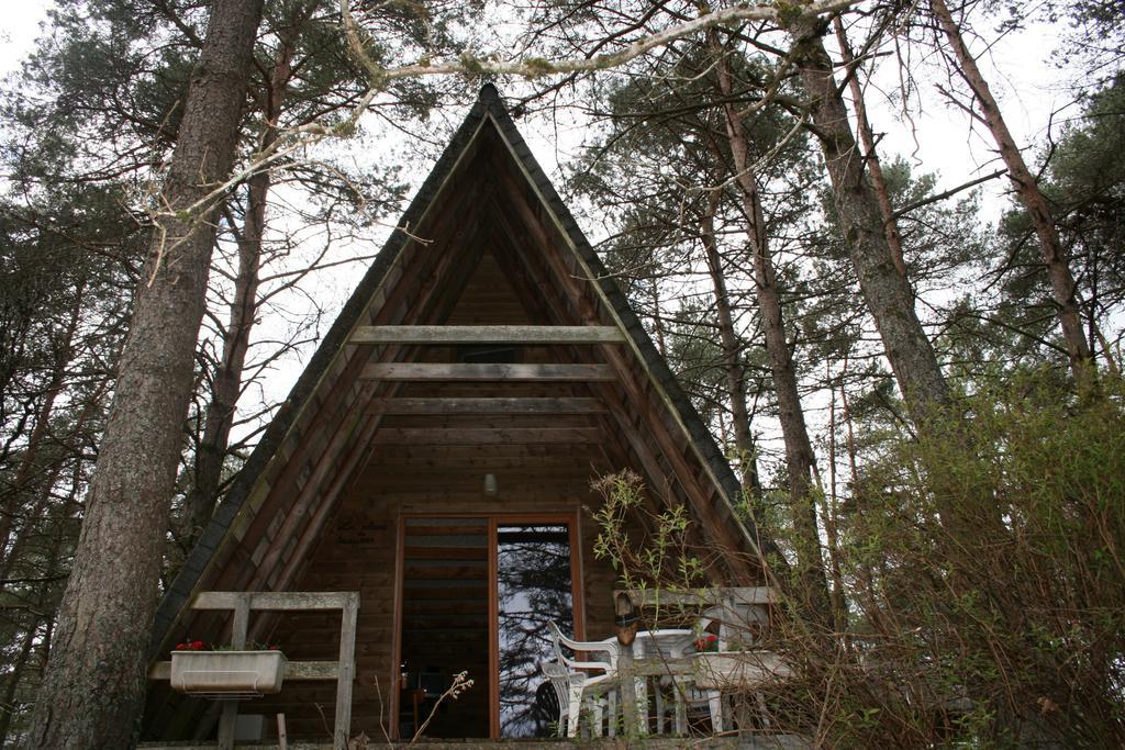 Hotel La Ptite Ferme de Caro Meyrignac-lʼÉglise Exterior foto